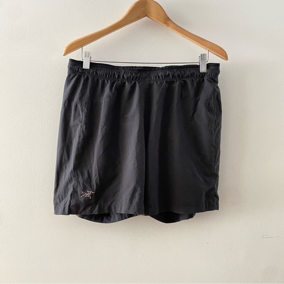 Arc'teryx Cormac Shorts Black Trail Running Men's Size Small Regular - Picture 1 of 9